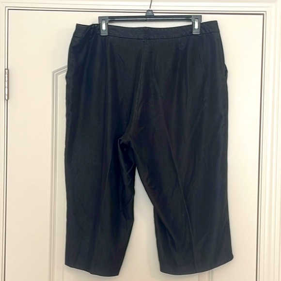 dressbarn Charcoal Dress Capri Pants Size 14W - Picture 2 of 5